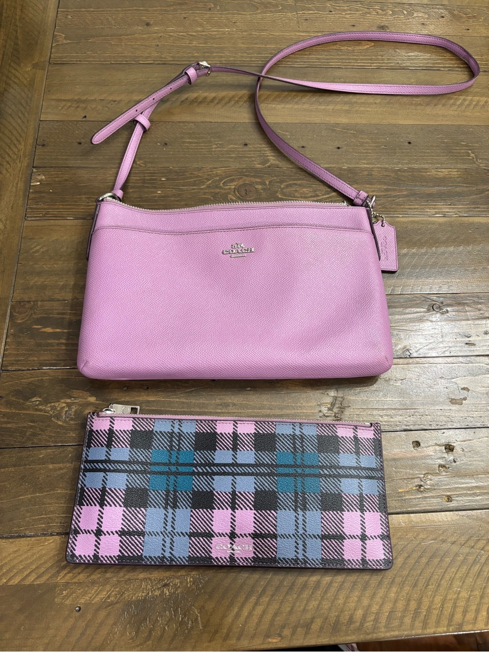 Coach Saffiano Leather Crossbody Bag with Detachable Plaid Insert Pouch - Picture 2 of 12